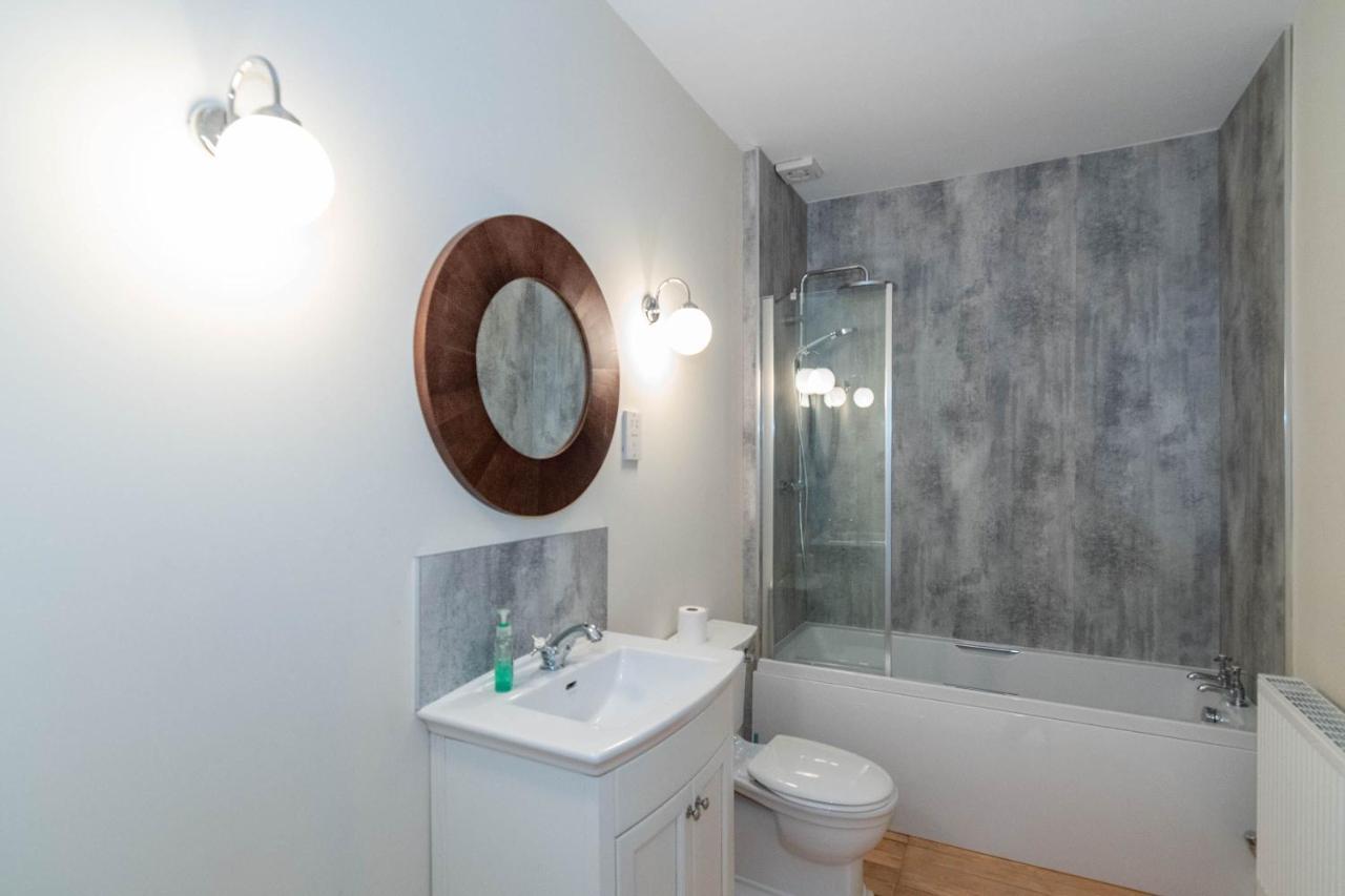 Rosebank House Blairgowrie - Sleeps 12, Games Rooms, Ev Point, Pets Welcome Blairgowrie and Rattray Екстер'єр фото