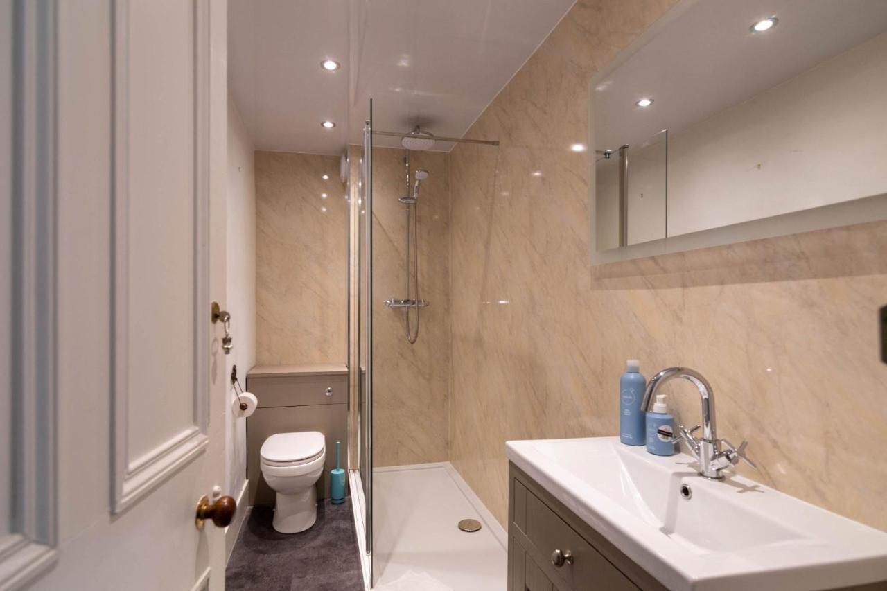 Rosebank House Blairgowrie - Sleeps 12, Games Rooms, Ev Point, Pets Welcome Blairgowrie and Rattray Екстер'єр фото